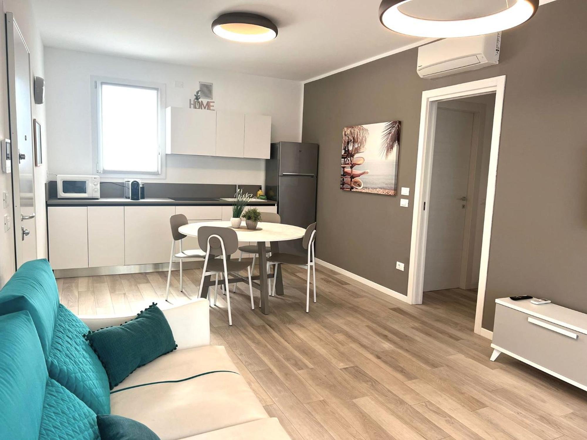 Sun Beach Residence Con Piscina - Piazza Brescia - Adria Holiday Jesolo - Family Apartments Экстерьер фото